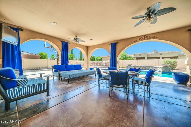 18029 W SAN JUAN Avenue, Litchfield Park, AZ 85340