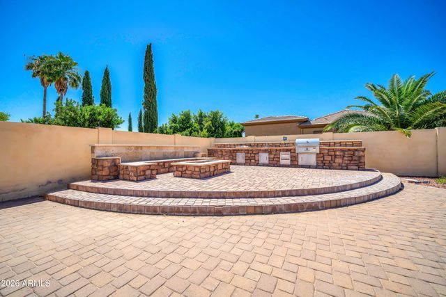 18029 W SAN JUAN Avenue, Litchfield Park, AZ 85340