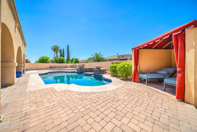 18029 W SAN JUAN Avenue, Litchfield Park, AZ 85340