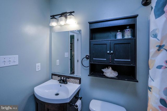486 HIDDEN VIEW LN, Front Royal, VA 22630