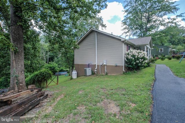 486 HIDDEN VIEW LN, Front Royal, VA 22630