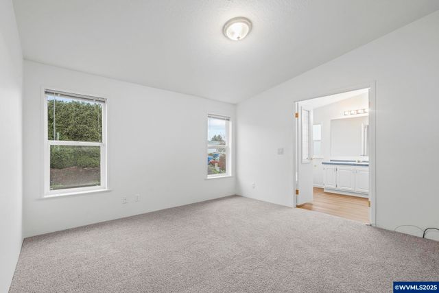 3415 Lake Vanessa Cir NW, Salem, OR 97304