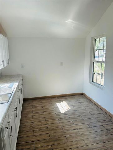850 N Adams St, Alice, TX 78332