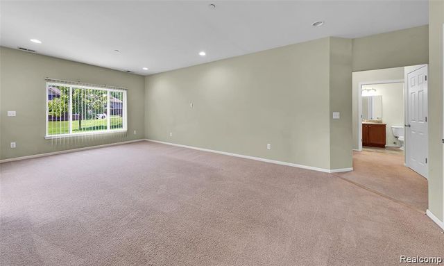 14265 Shadywood Drive, Sterling Heights, MI 48312