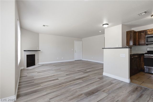 350 South Durango Drive 120, Las Vegas, NV 89145