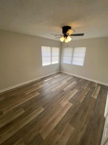 1313 Greenroad Street, Westlake, LA 70669
