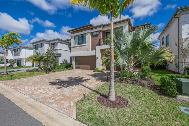 8283 Royal County Down Road, Boca Raton, FL 33434