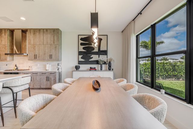 8283 Royal County Down Road, Boca Raton, FL 33434