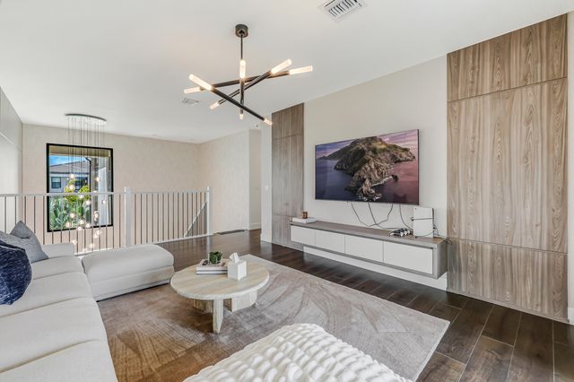 8283 Royal County Down Road, Boca Raton, FL 33434