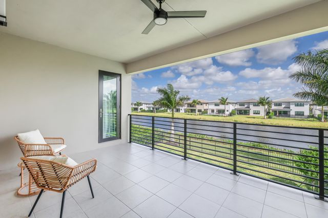 8283 Royal County Down Road, Boca Raton, FL 33434