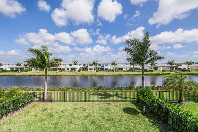 8283 Royal County Down Road, Boca Raton, FL 33434