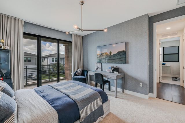 8283 Royal County Down Road, Boca Raton, FL 33434