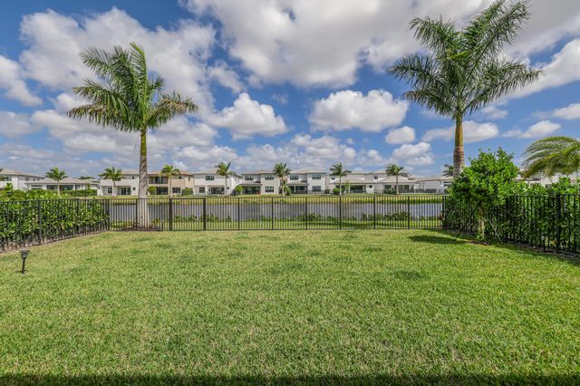 8283 Royal County Down Road, Boca Raton, FL 33434