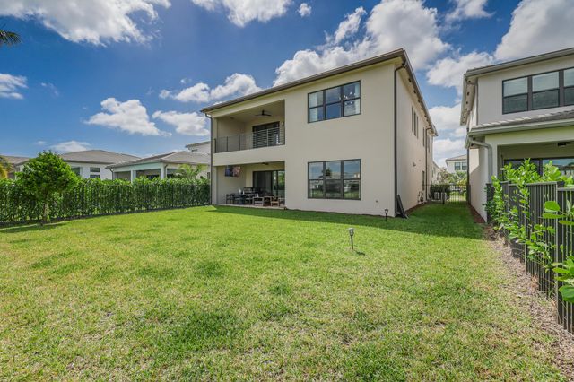 8283 Royal County Down Road, Boca Raton, FL 33434