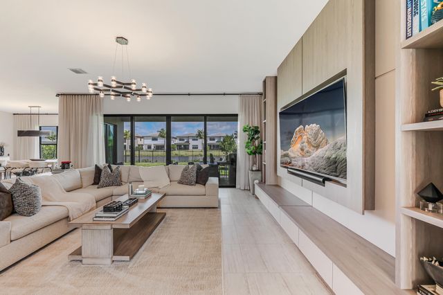 8283 Royal County Down Road, Boca Raton, FL 33434