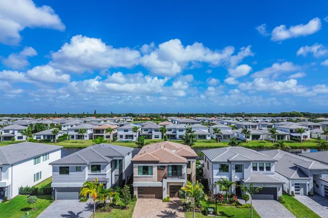 8283 Royal County Down Road, Boca Raton, FL 33434