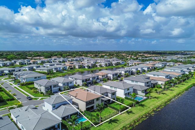 8283 Royal County Down Road, Boca Raton, FL 33434