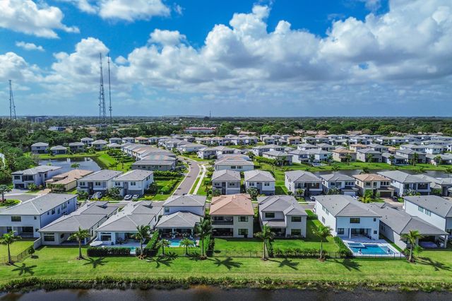 8283 Royal County Down Road, Boca Raton, FL 33434