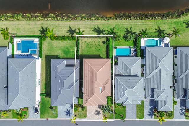 8283 Royal County Down Road, Boca Raton, FL 33434