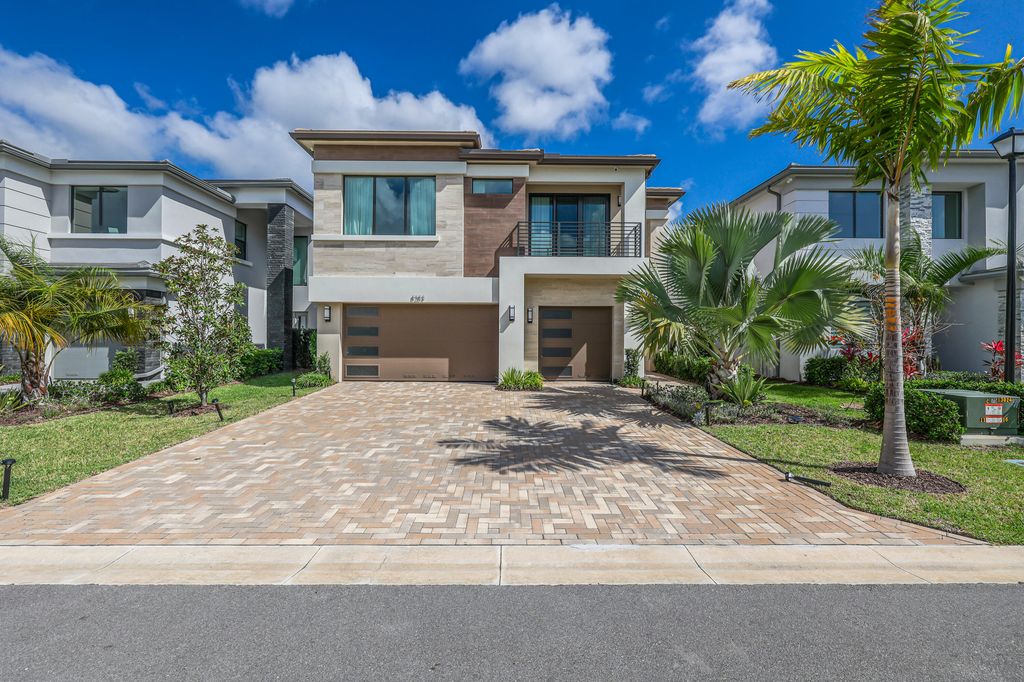 8283 Royal County Down Road, Boca Raton, FL 33434