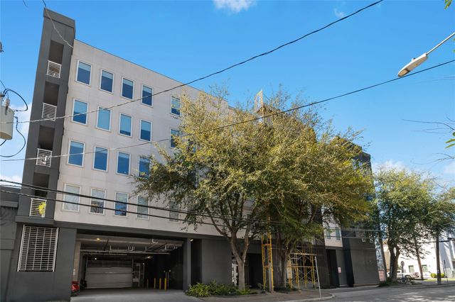 505 Jackson Hill Street 103, Houston, TX 77007