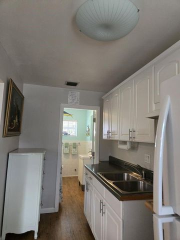 2318 Coolidge Street, Hollywood, FL 33020