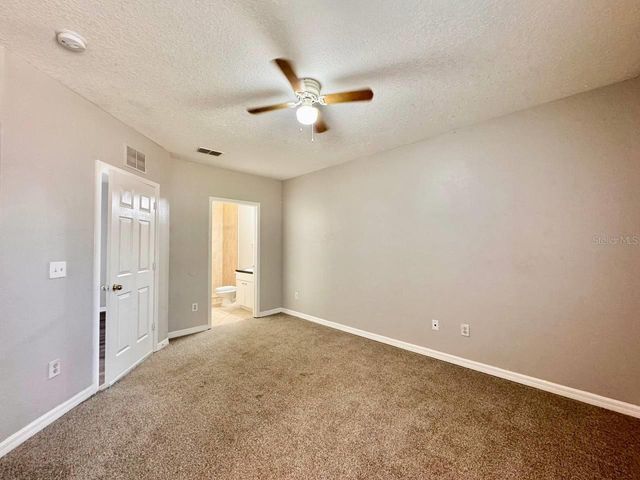 2420 E IDA STREET, Tampa, FL 33610