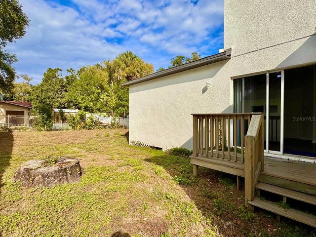 2420 E IDA STREET, Tampa, FL 33610