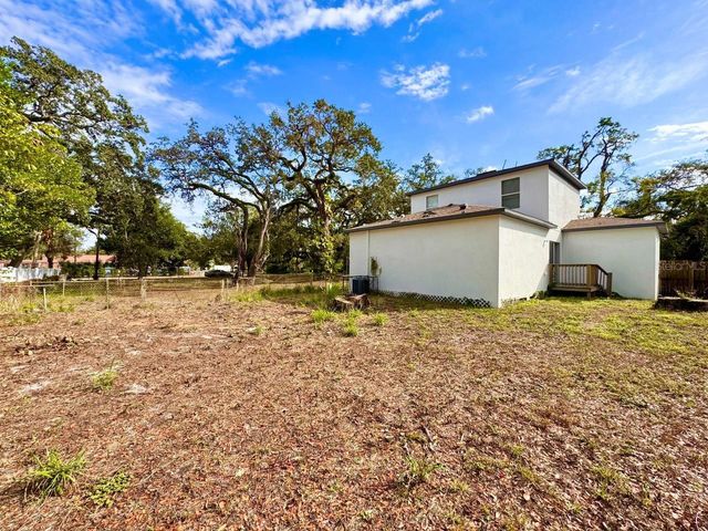 2420 E IDA STREET, Tampa, FL 33610