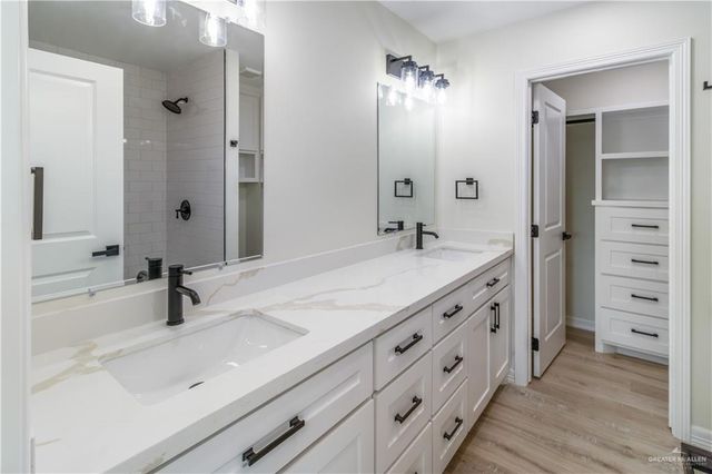 3304 Dichoso Avenue, Donna, TX 78537