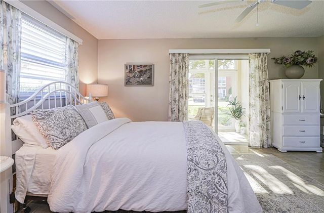 73 Royal Oak Court 103, Vero Beach, FL 32962