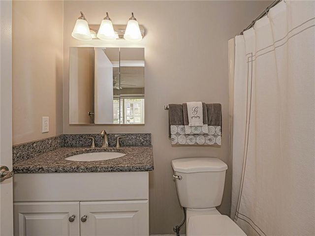 73 Royal Oak Court 103, Vero Beach, FL 32962