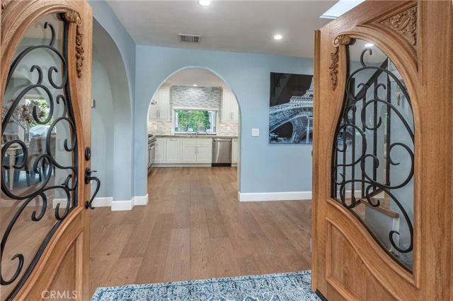1622 W Oak, Burbank, CA 91506