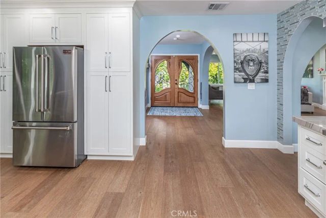 1622 W Oak, Burbank, CA 91506