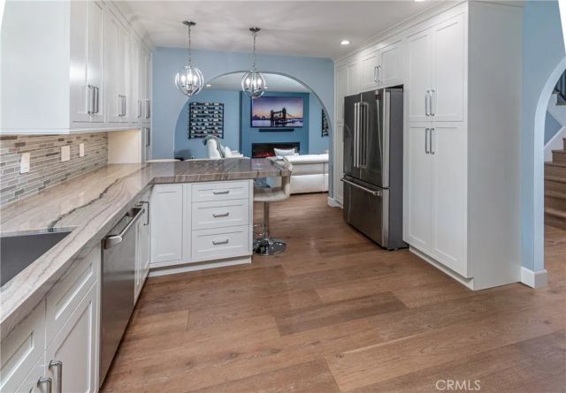1622 W Oak, Burbank, CA 91506