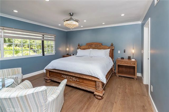 1622 W Oak, Burbank, CA 91506