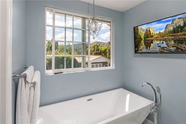 1622 W Oak, Burbank, CA 91506
