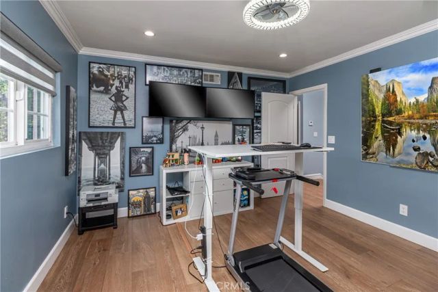 1622 W Oak, Burbank, CA 91506
