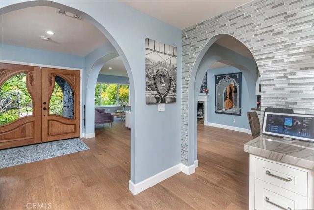 1622 W Oak, Burbank, CA 91506