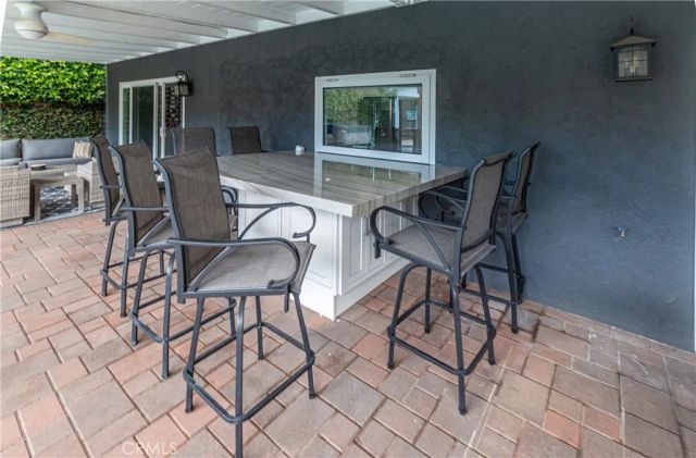 1622 W Oak, Burbank, CA 91506