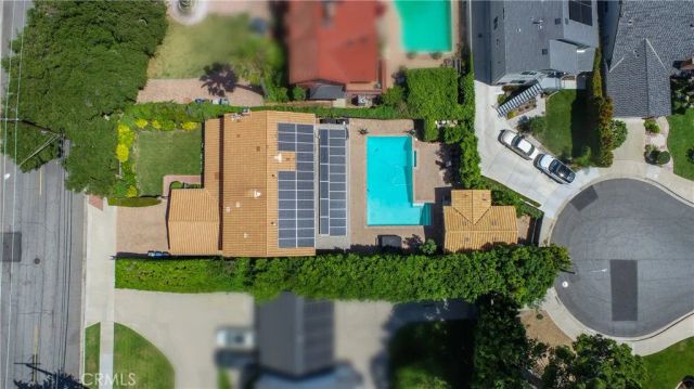 1622 W Oak, Burbank, CA 91506
