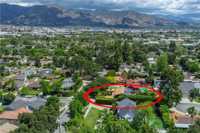 1622 W Oak, Burbank, CA 91506