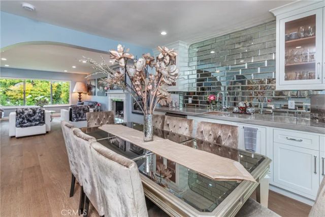 1622 W Oak, Burbank, CA 91506