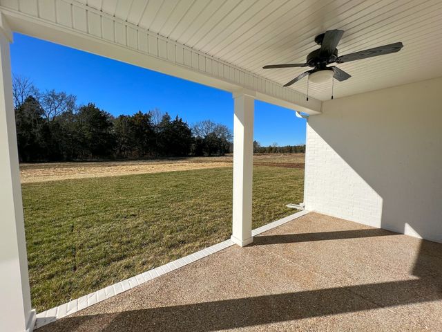2445 N Commerce Rd, Lebanon, TN 37090