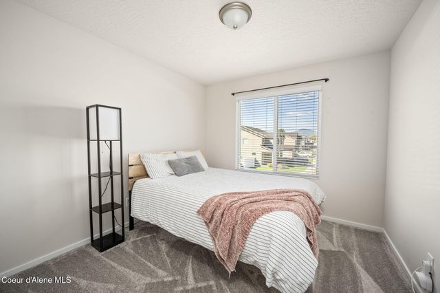 2952 N Barton Loop LP, Post Falls, ID 83854