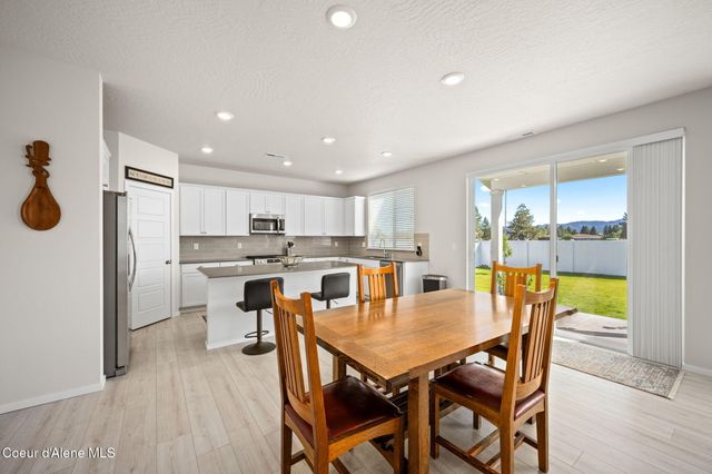 2952 N Barton Loop LP, Post Falls, ID 83854