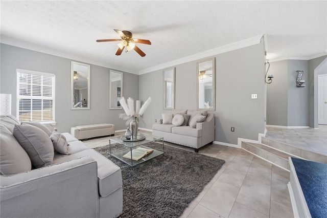 856 Haydens Ridge, Ellenwood, GA 30294