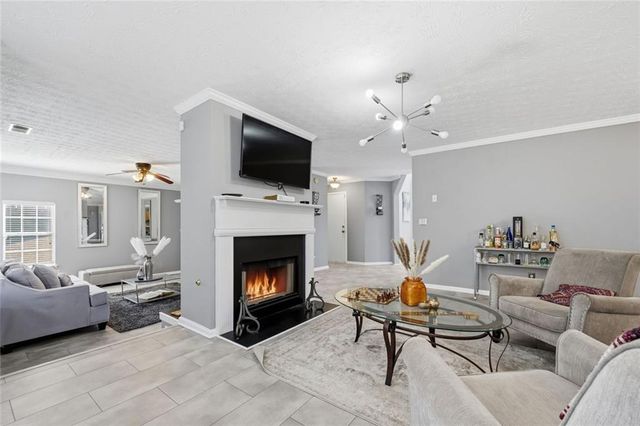 856 Haydens Ridge, Ellenwood, GA 30294