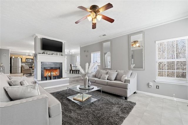 856 Haydens Ridge, Ellenwood, GA 30294