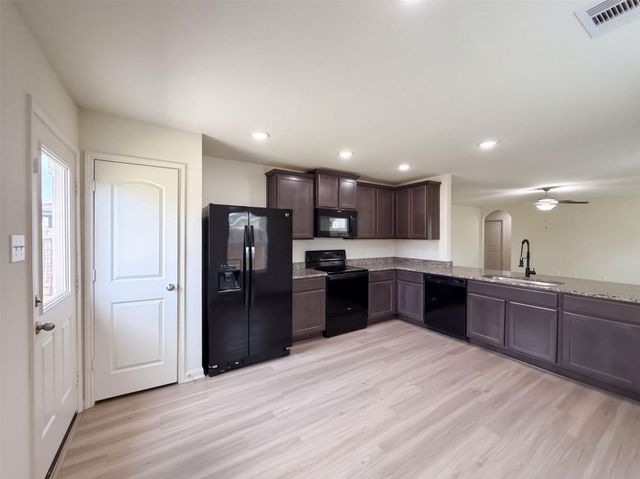 6115 El Oro Drive, Houston, TX 77048